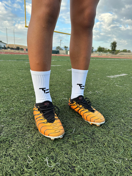 "Total Cntrl" Grip Socks